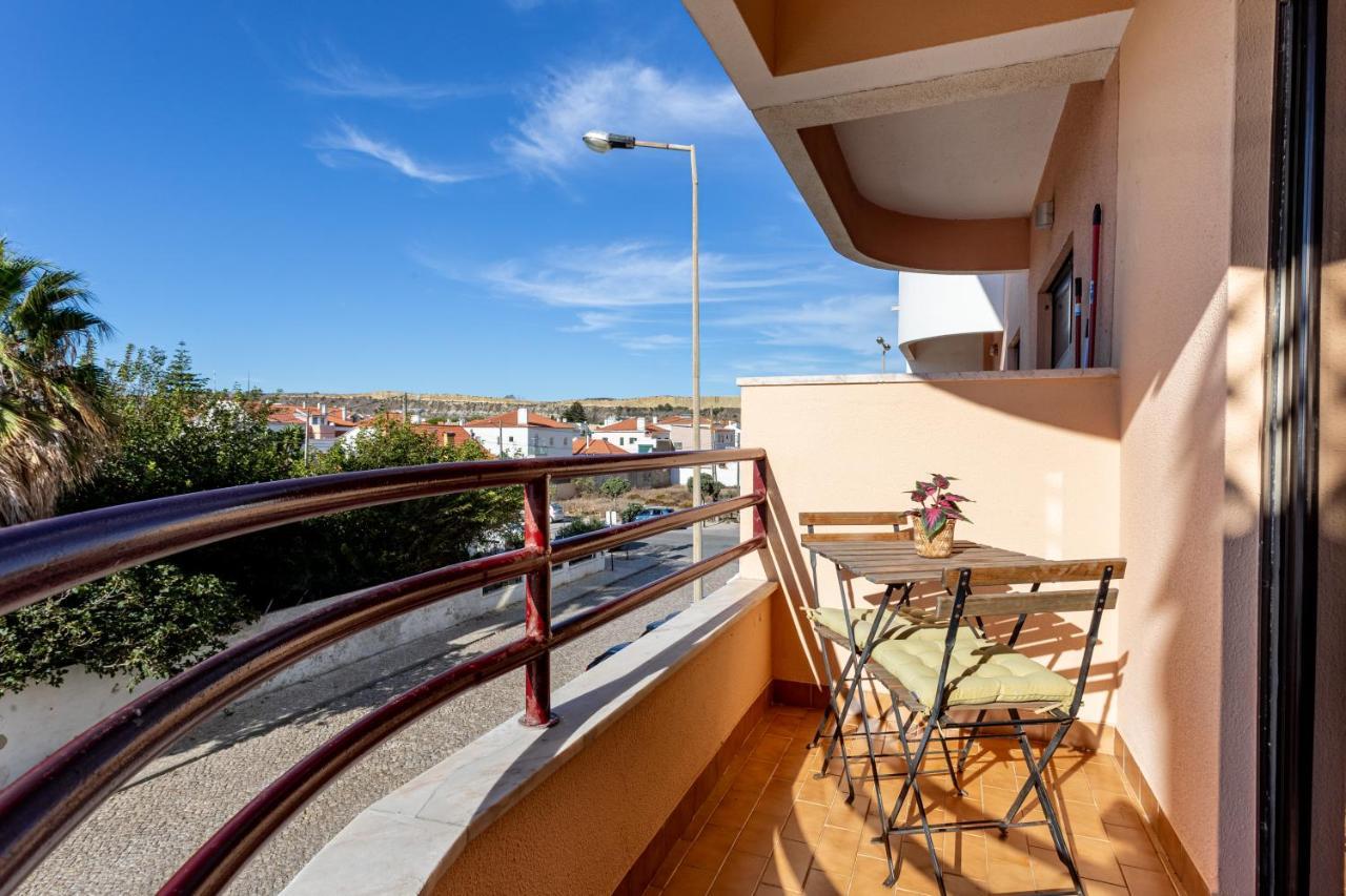 Joivy Deluxe Apt With Terrace In Costa Da Caprica Costa de Caparica Exterior foto